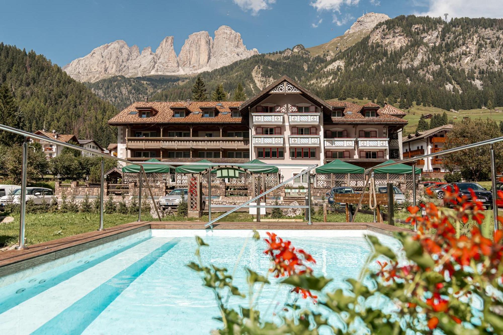 Hotel Diamant Park Campitello di Fassa Zewnętrze zdjęcie
