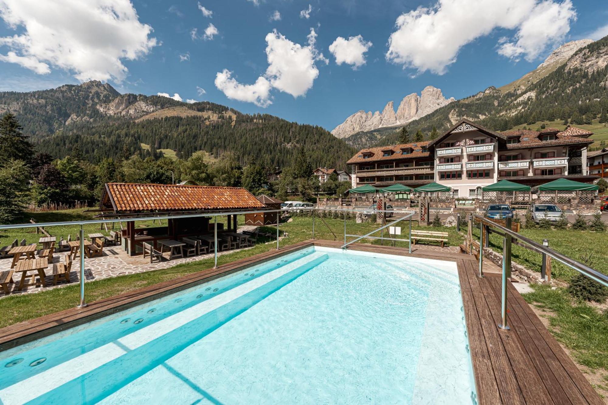 Hotel Diamant Park Campitello di Fassa Zewnętrze zdjęcie