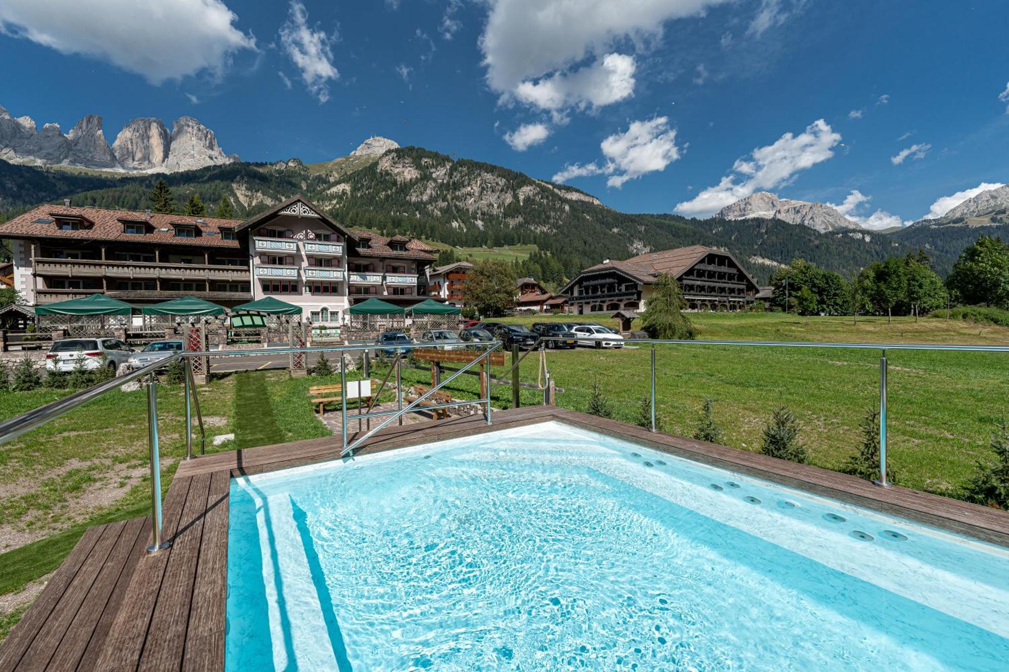 Hotel Diamant Park Campitello di Fassa Zewnętrze zdjęcie